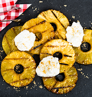 Grilled Pineapple with Balkan Yogourt